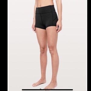 Lululemon In Movement Shorts 2.5”